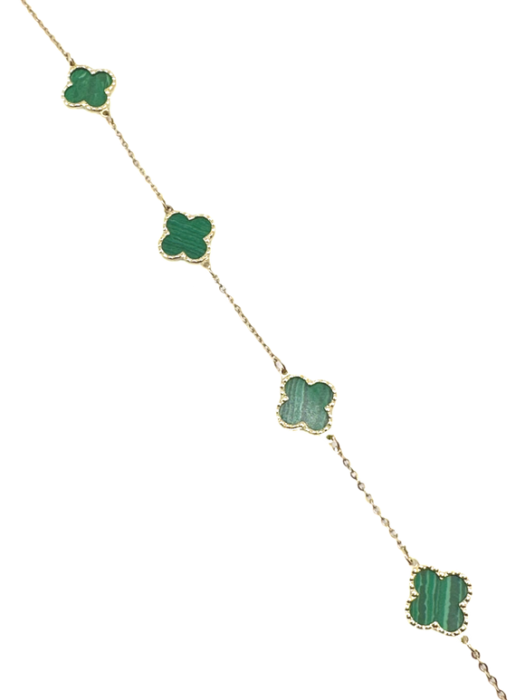 Bracelet avec trèfles verts